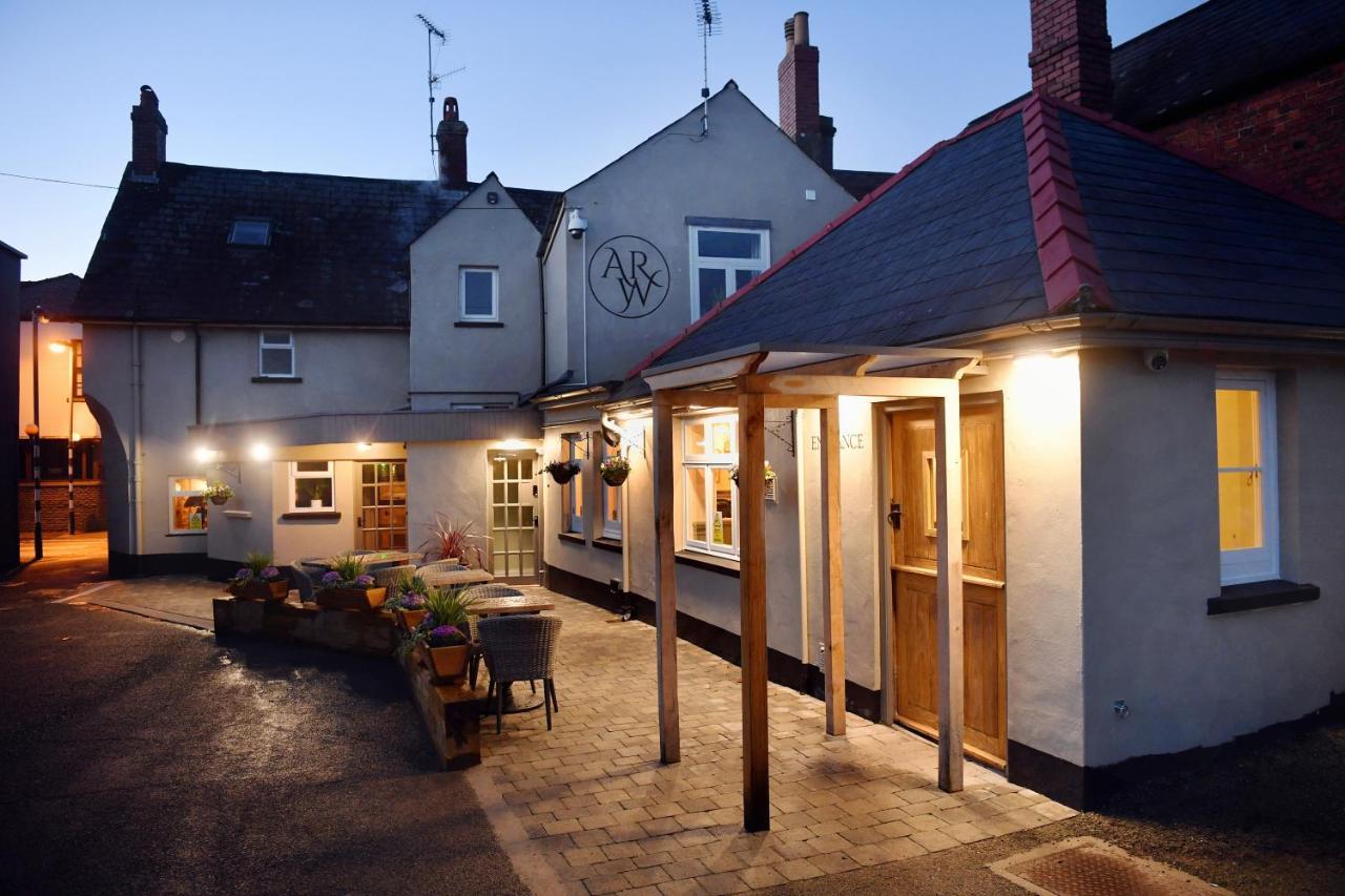 Alfred Russel Wallace Restaurant With Rooms Usk Exterior photo